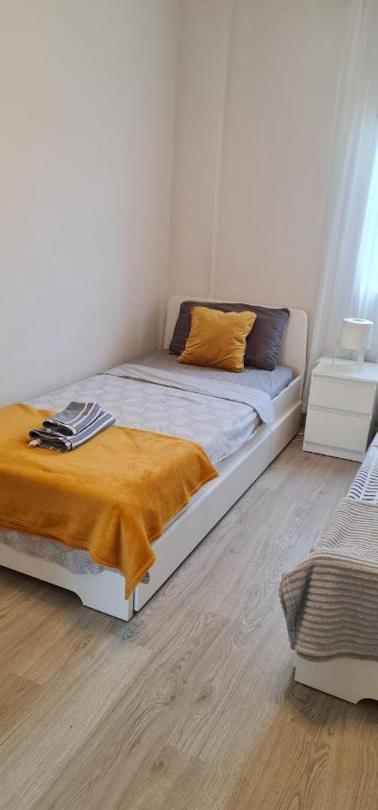 Cozy Modren Apartment On Malvarrosa Beach Valencia Exterior foto